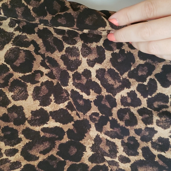 Very flattering MK dress - Picture 7 of 7